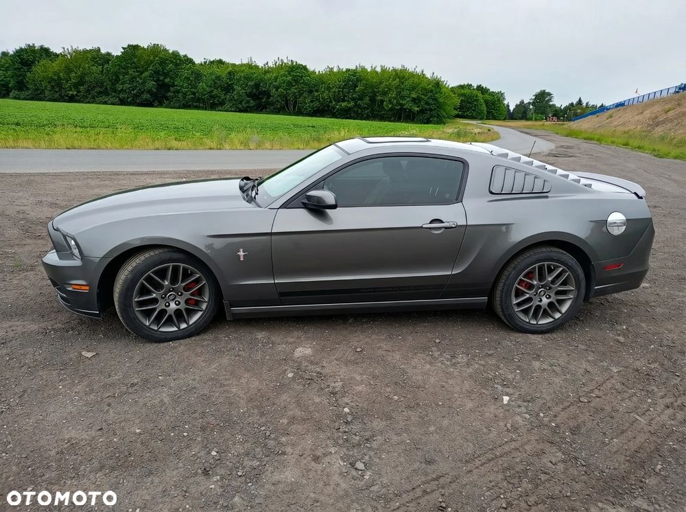 Ford Mustang 3.7 V6 Premium - 4