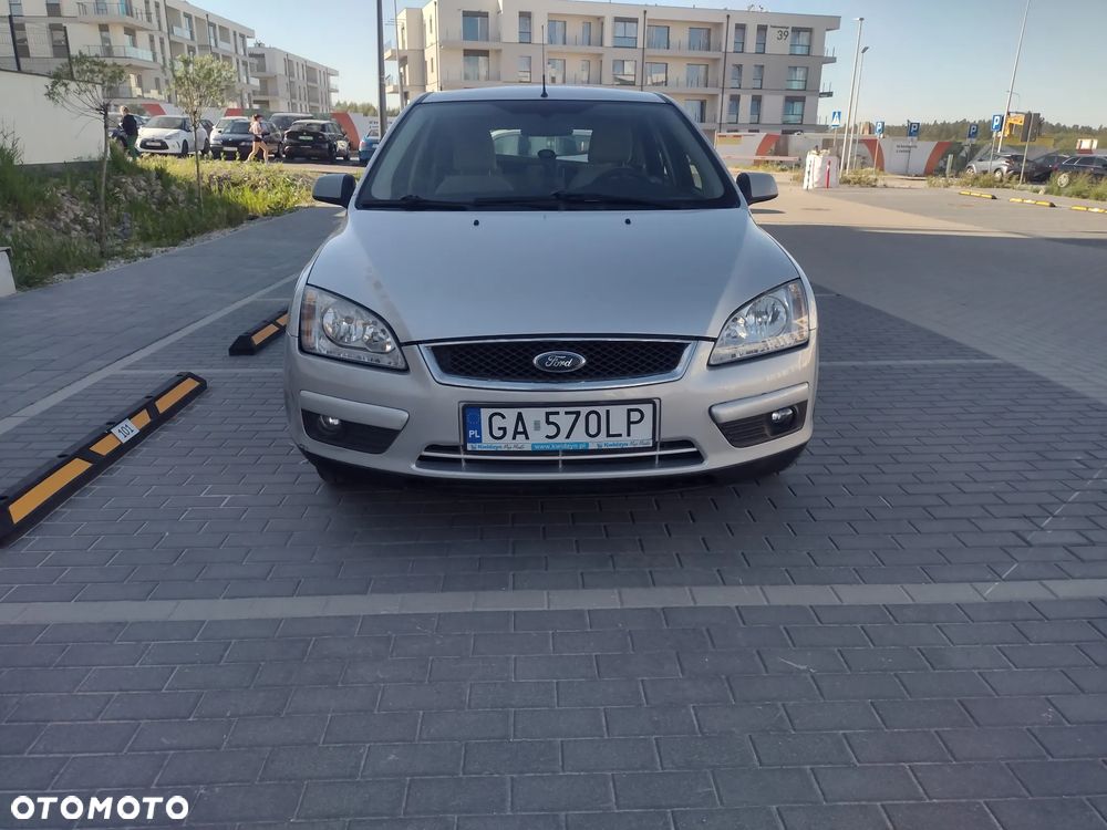 Ford Focus 1.6 TDCi DPF Ghia - 5