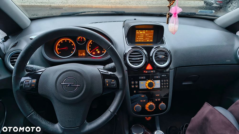 Opel Corsa 1.4 16V - 6