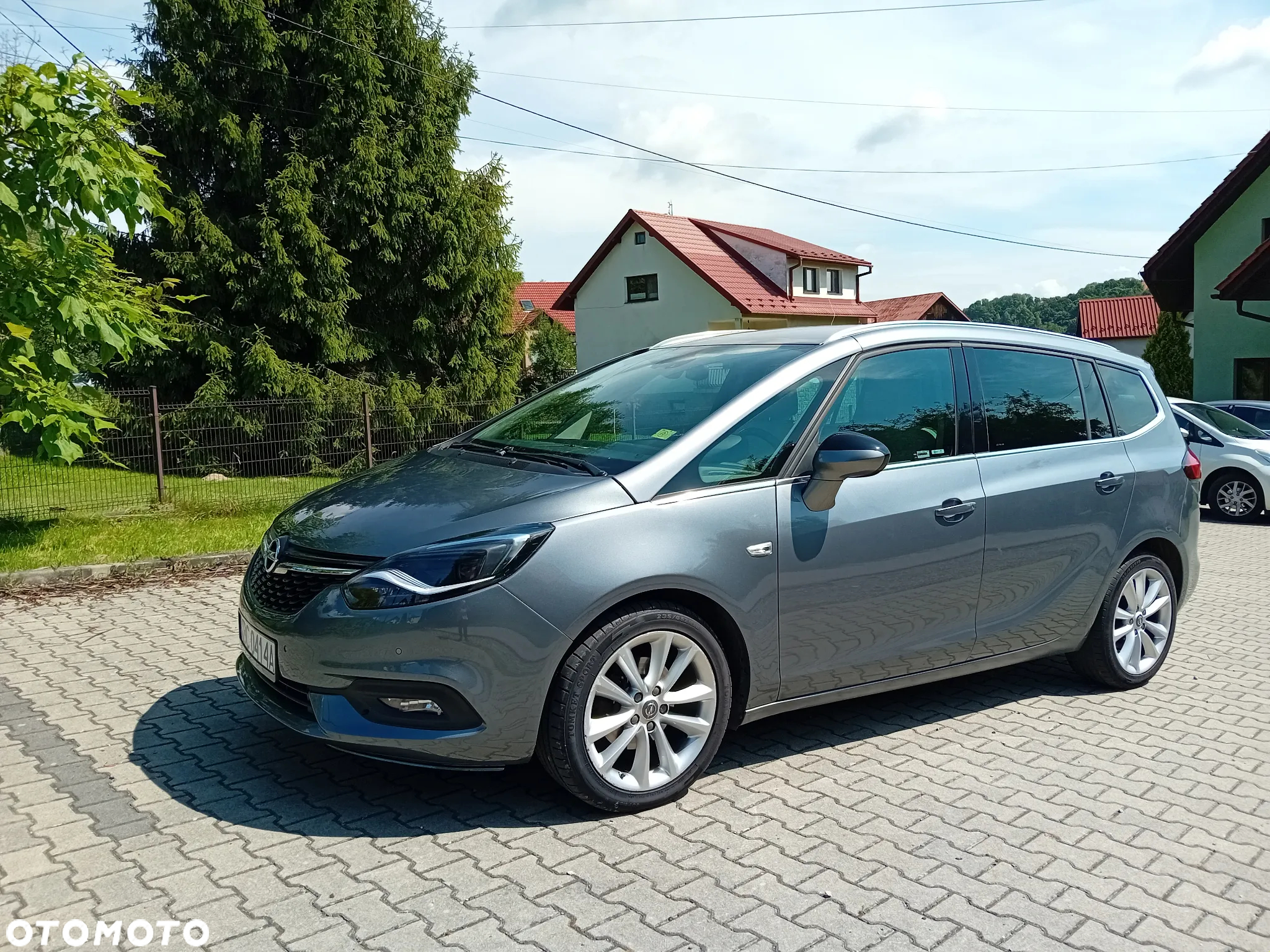 Opel Zafira - 10
