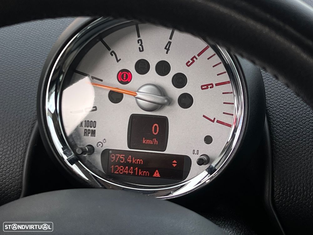 MINI Countryman Cooper D - 15