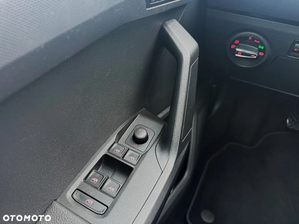 Seat Arona 1.6 TDI XCELLENCE - 16