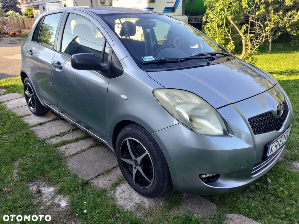 Toyota Yaris 1.0 Luna A/C - 1