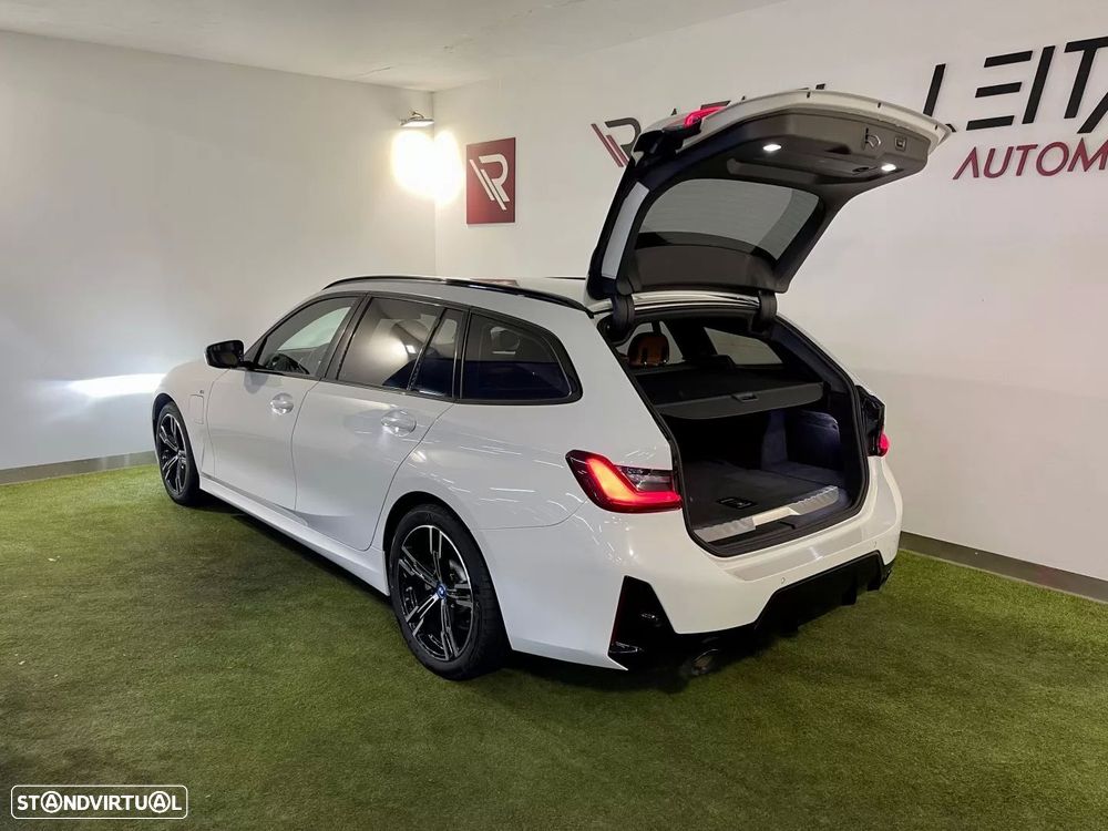 BMW 320 e Pack Desportivo M Auto - 39
