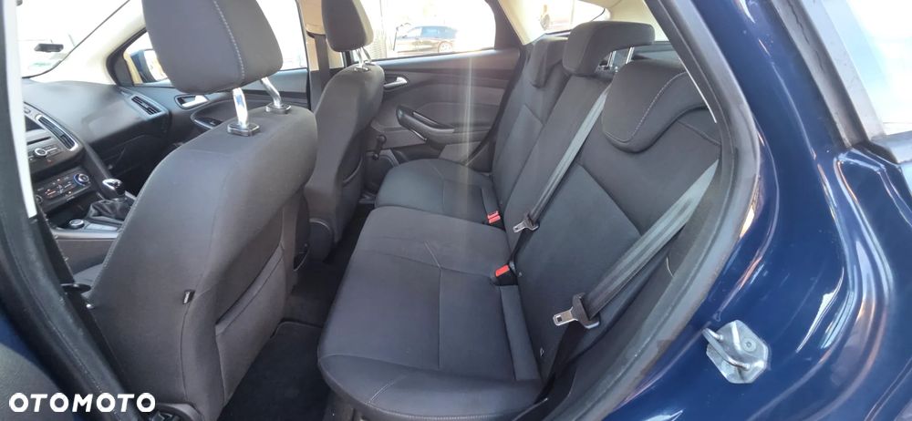Ford Focus - 30
