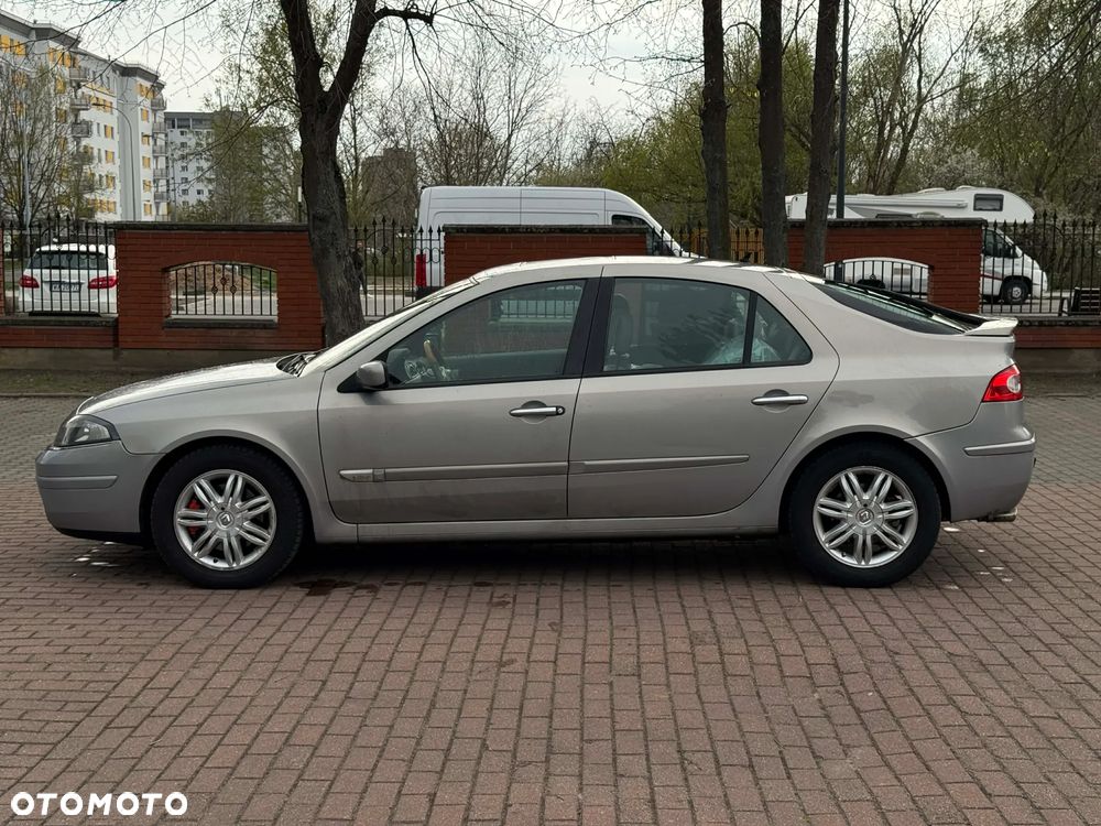Renault Laguna 2.0T Initiale - 6