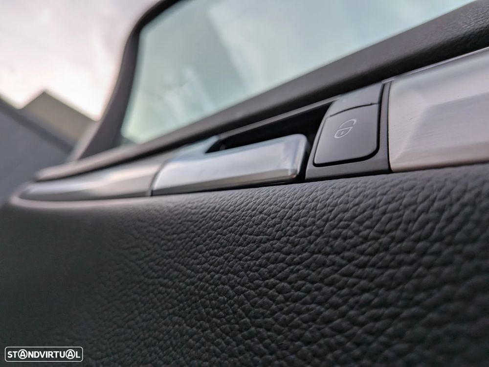 Mercedes-Benz C 250 Station CDI DPF (BlueEFFICIENCY) 7G-TRONIC Avantgarde - 37