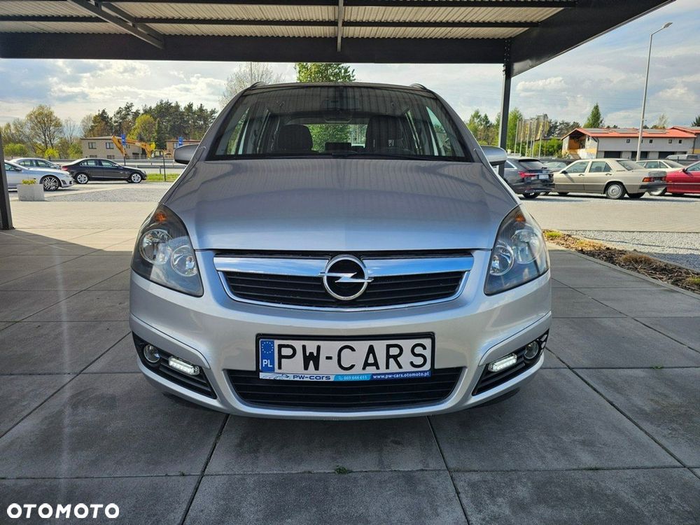 Opel Zafira 1.8 Essentia EU5 - 5