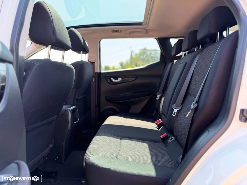 Nissan Qashqai 1.5 dCi 360 - 15