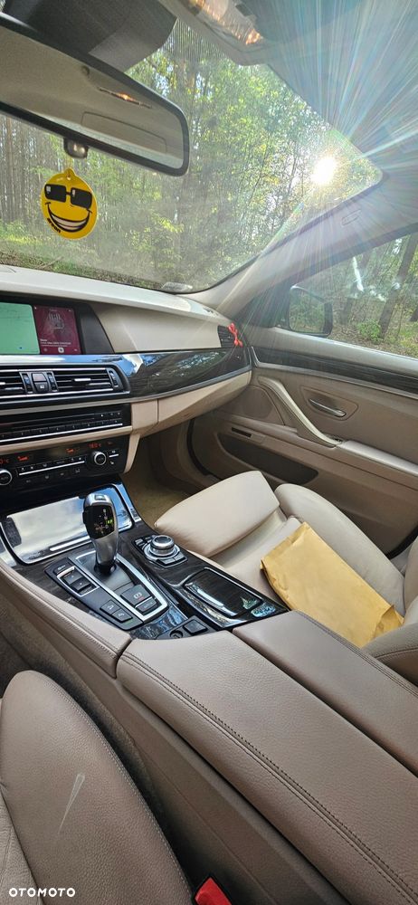 BMW Seria 5 528i xDrive Luxury Line - 20