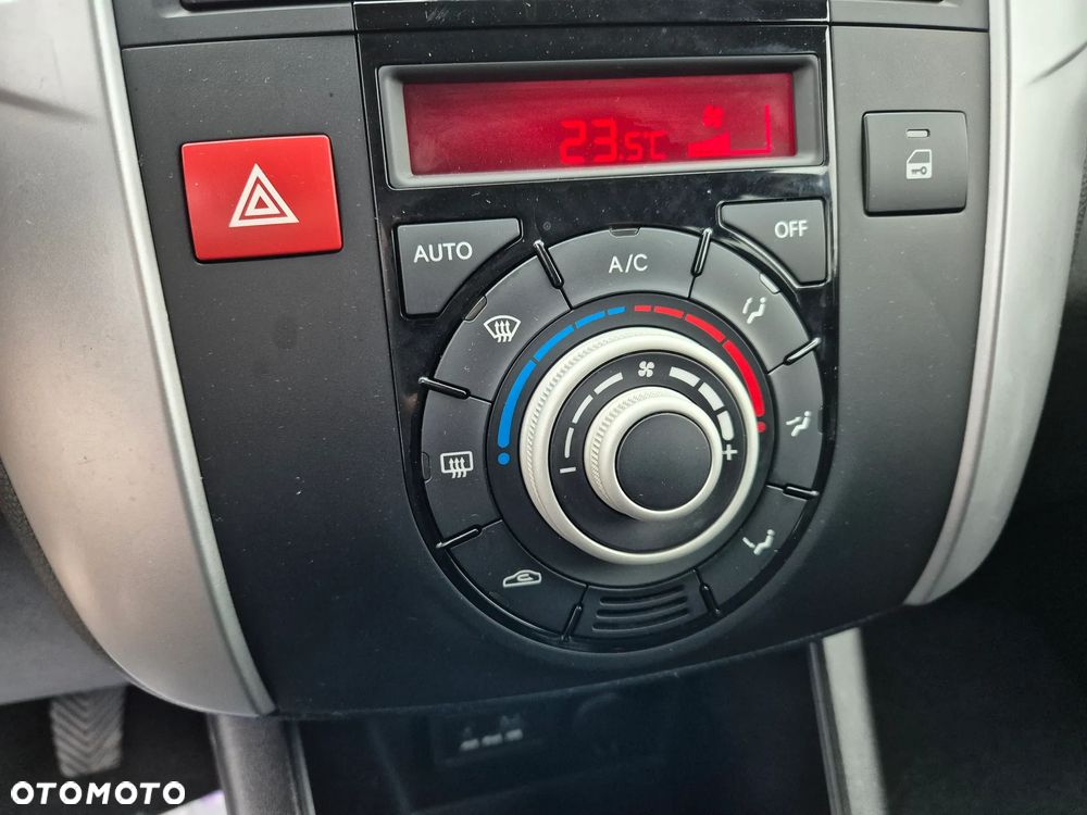 Kia Venga 1.4 CRDi 90 Edition 7 - 38