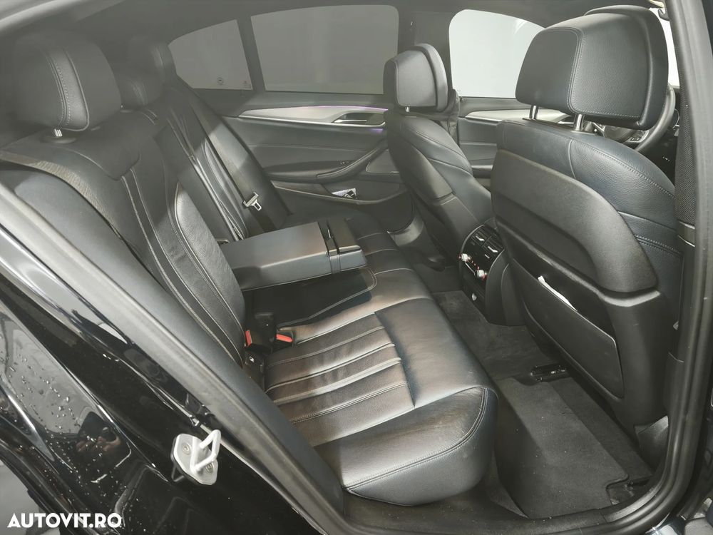 BMW Seria 5 530d xDrive Aut. - 17