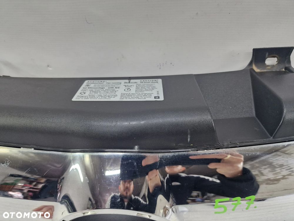 OPEL ZAFIRA B 05- ATRAPA / GRILL PRZEDNI PRZÓD , NR 13136136 , NR AUKCJI GL577 - 16
