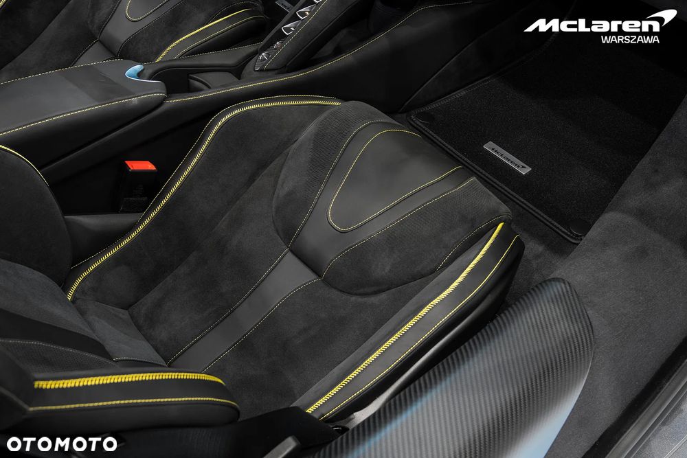 McLaren 720S Coupe - 7