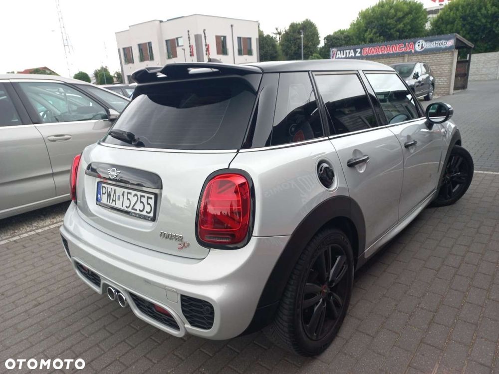 MINI John Cooper Works - 8