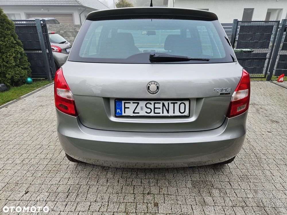 Skoda Fabia 1.4 16V Ambiente - 6