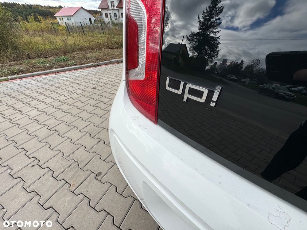 Volkswagen up! 1.0 high EU6 - 20