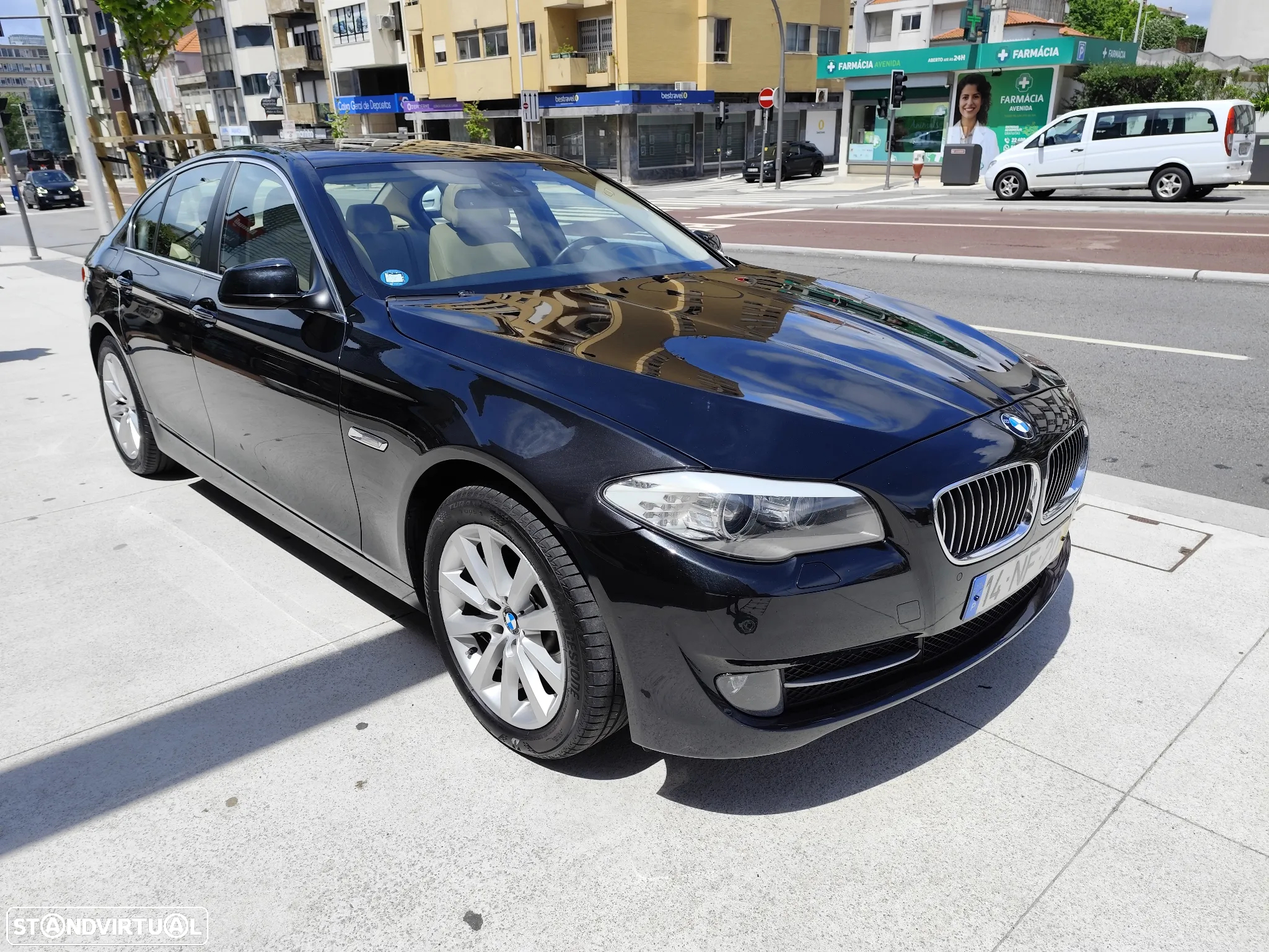 BMW 525 d Exclusive Auto - 8