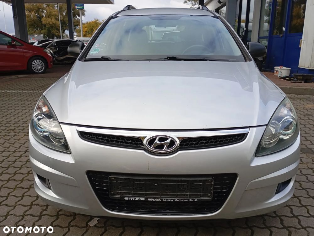 Hyundai i30 i30cw 1.4 blue Comfort - 40