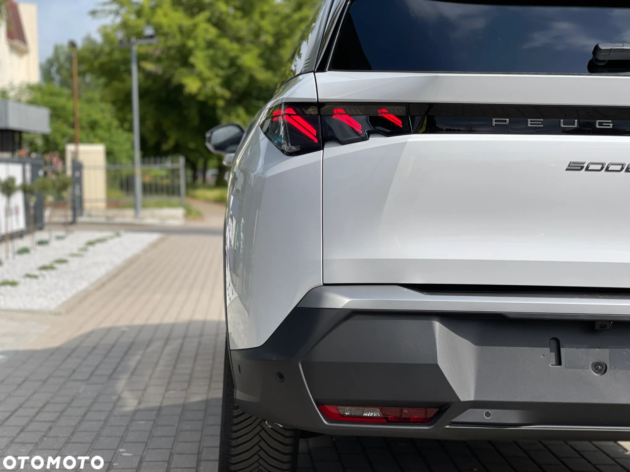 Peugeot 5008 1.2 PureTech mHEV GT S&S e-DCS6 - 6