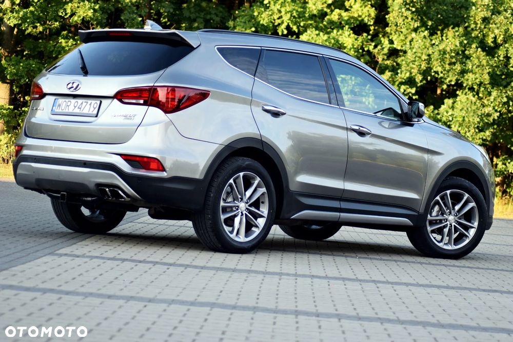 Hyundai Santa Fe 2.0 T Sport Utility - 12