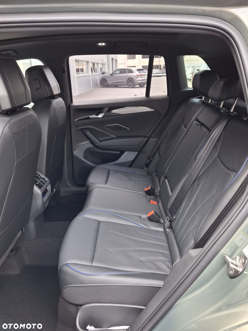 Volkswagen Tiguan 1.5 eHybrid PHEV R-Line Plus DSG - 14