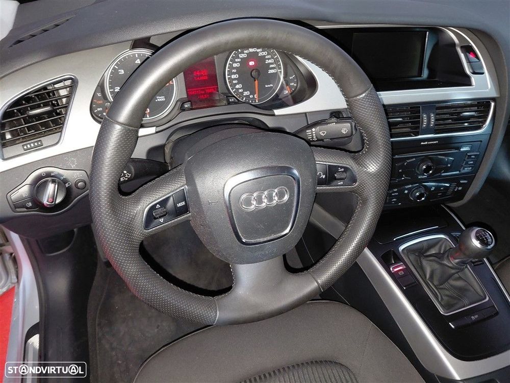 Audi A4 2.0 TDI Advance - 16