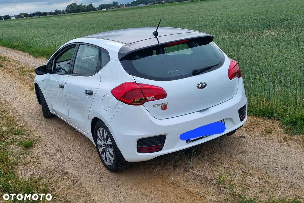 Kia Ceed - 3