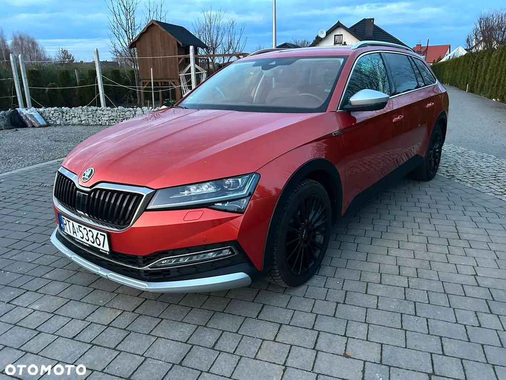 Skoda Superb 2.0 TSI 4x4 Scout DSG - 2