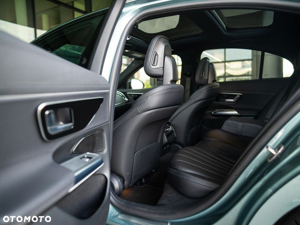 Mercedes-Benz Klasa E - 12
