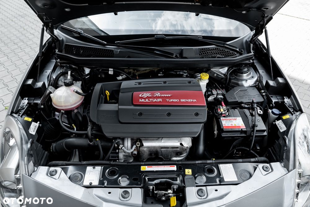 Alfa Romeo Giulietta 1.4 TB MultiAir Sport TCT - 40