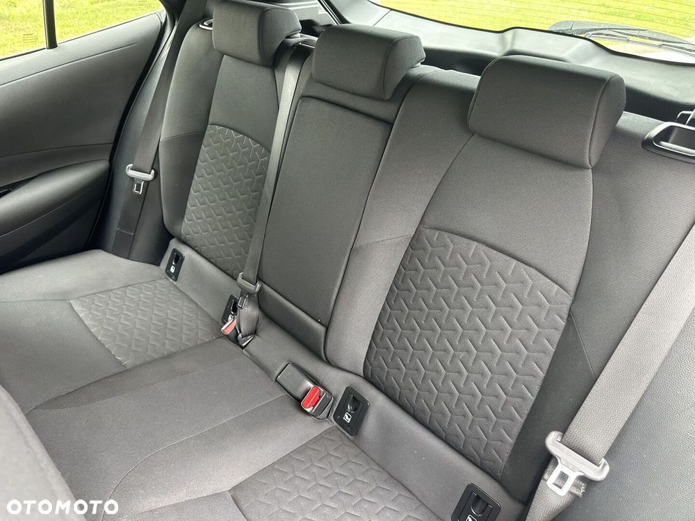 Toyota Corolla - 11