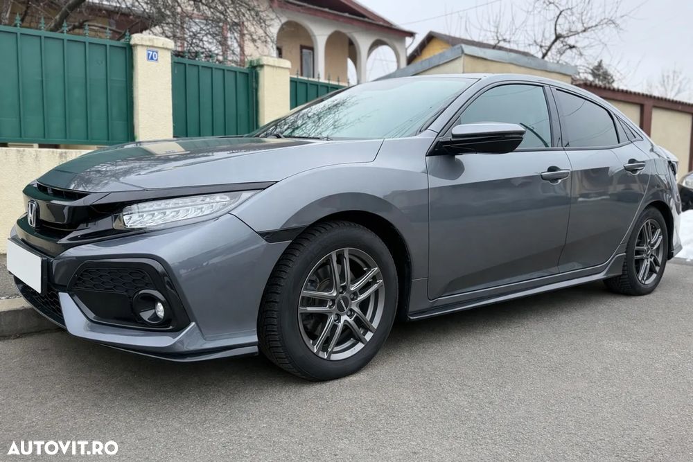 Honda Civic 1.5 VTEC Turbo CVT Sport Plus - 1