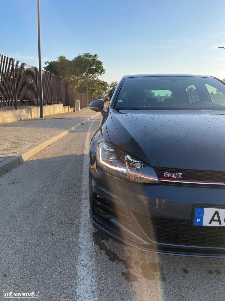 VW Golf GTI 2.0 TSI OPF DSG Performance - 4