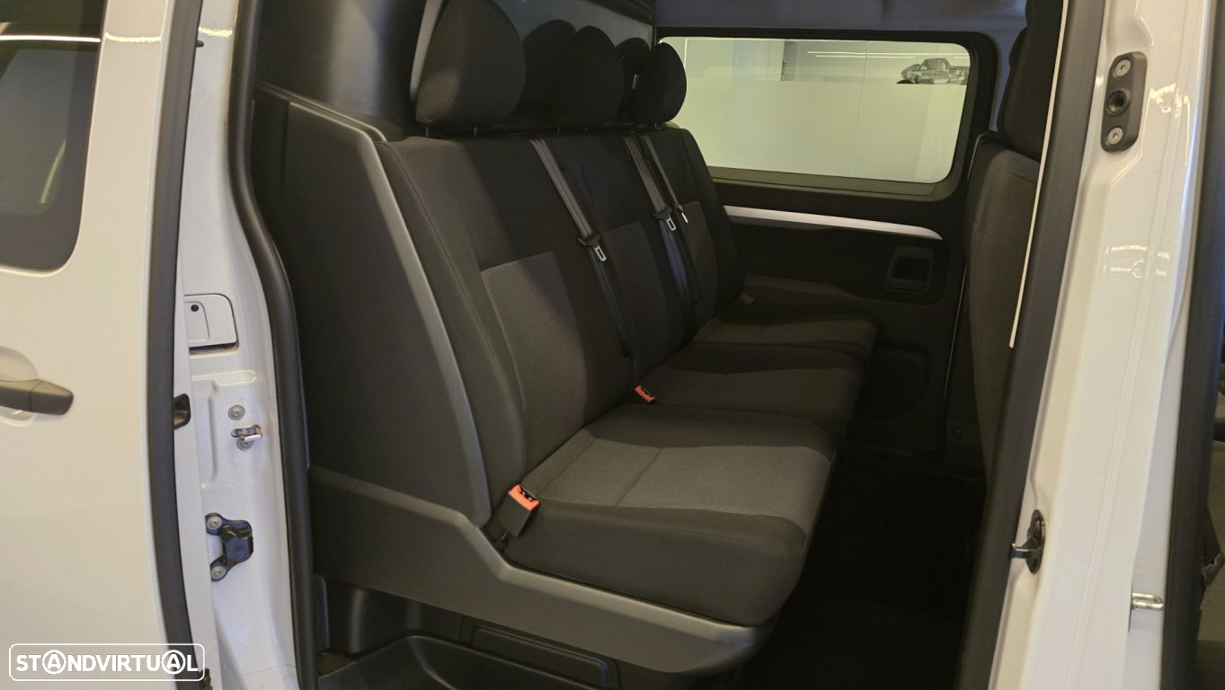 Peugeot Expert 2.0 BlueHDi L2H1 Semi-Vidrado - 31
