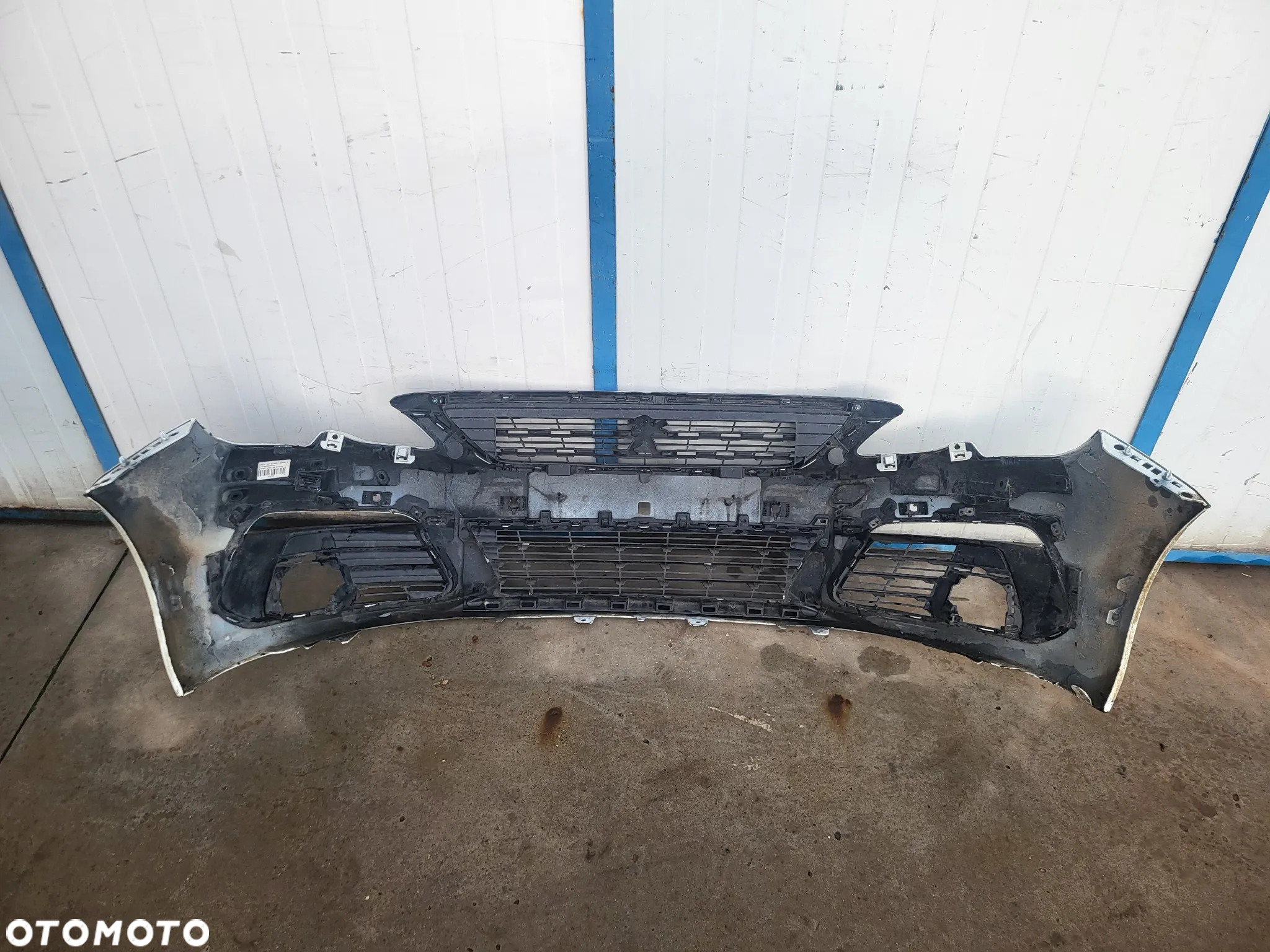 Zderzak przedni Peugeot 308 T9 LIFT 4 PDC - 11