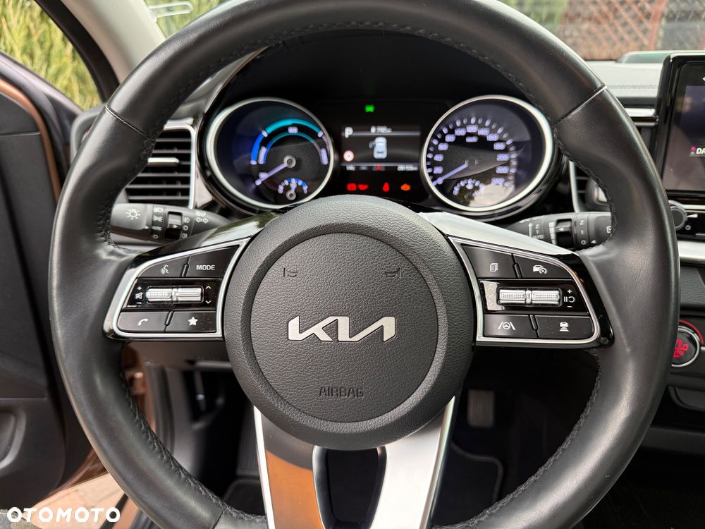 Kia XCeed - 20