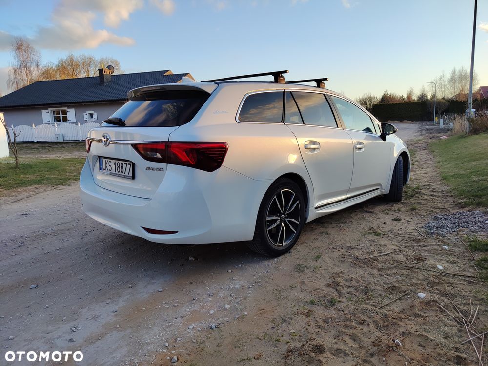 Toyota Avensis 1.8 Selection - 5