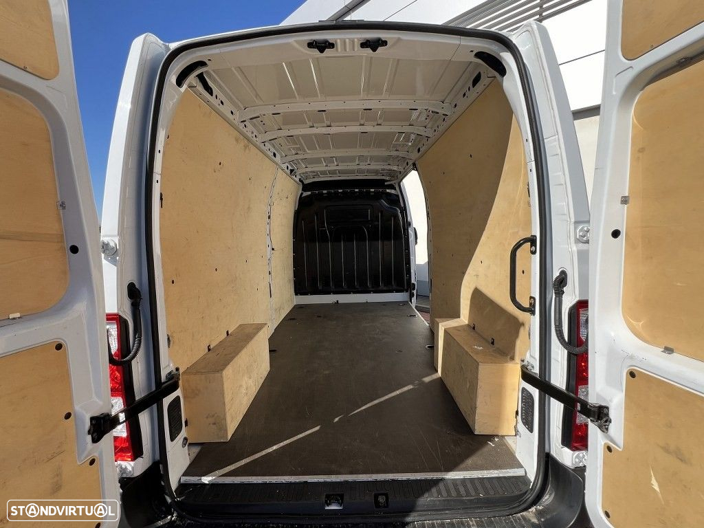 Renault Master 2.3 dCi 150hp L2H2 3.5T SS CA - 20