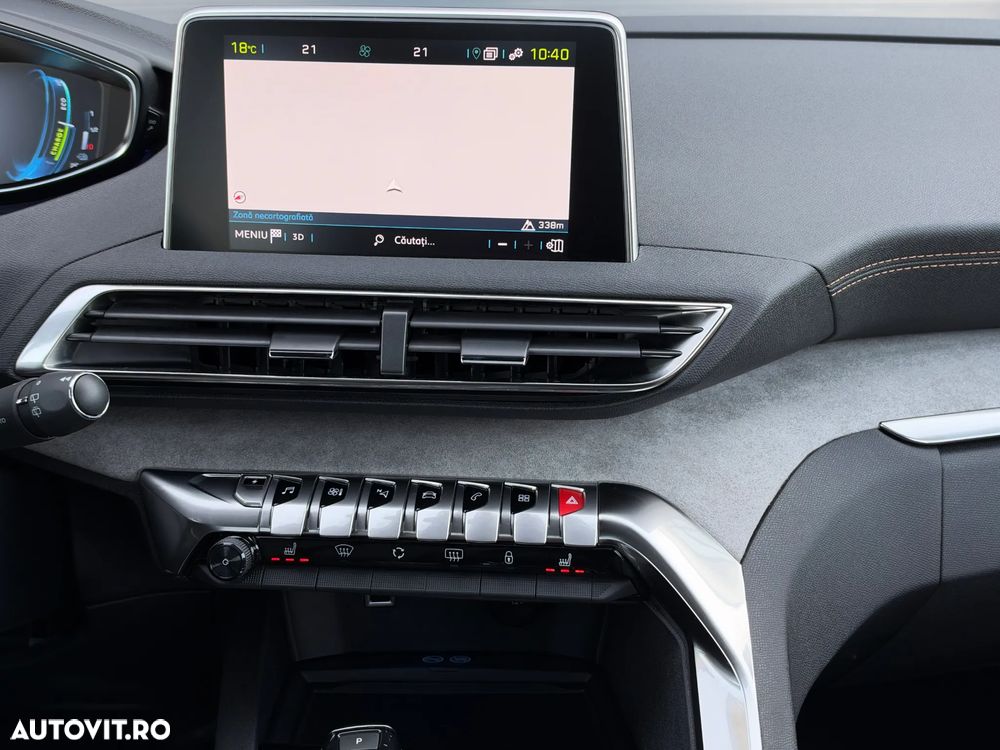 Peugeot 3008 225 e-EAT8 GT - 23