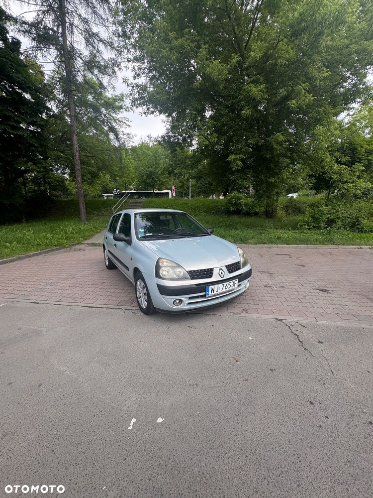 Renault Clio 1.2 16V Alize - 2