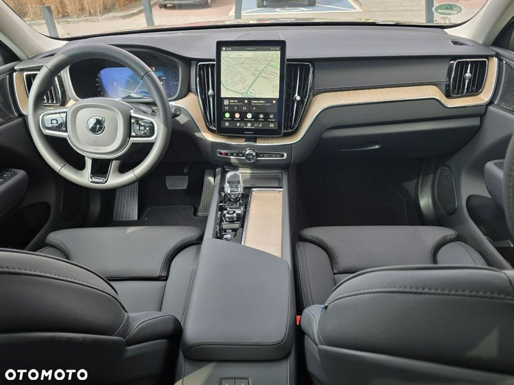 Volvo XC 60 T8 AWD Ultra Dark - 6