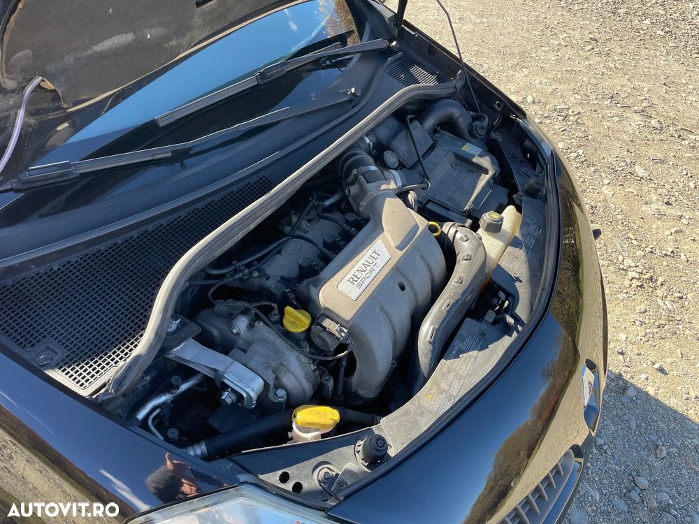 Renault Clio III 2.0 16V Gordini - 10