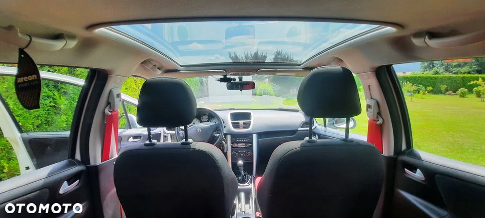Peugeot 207 - 3
