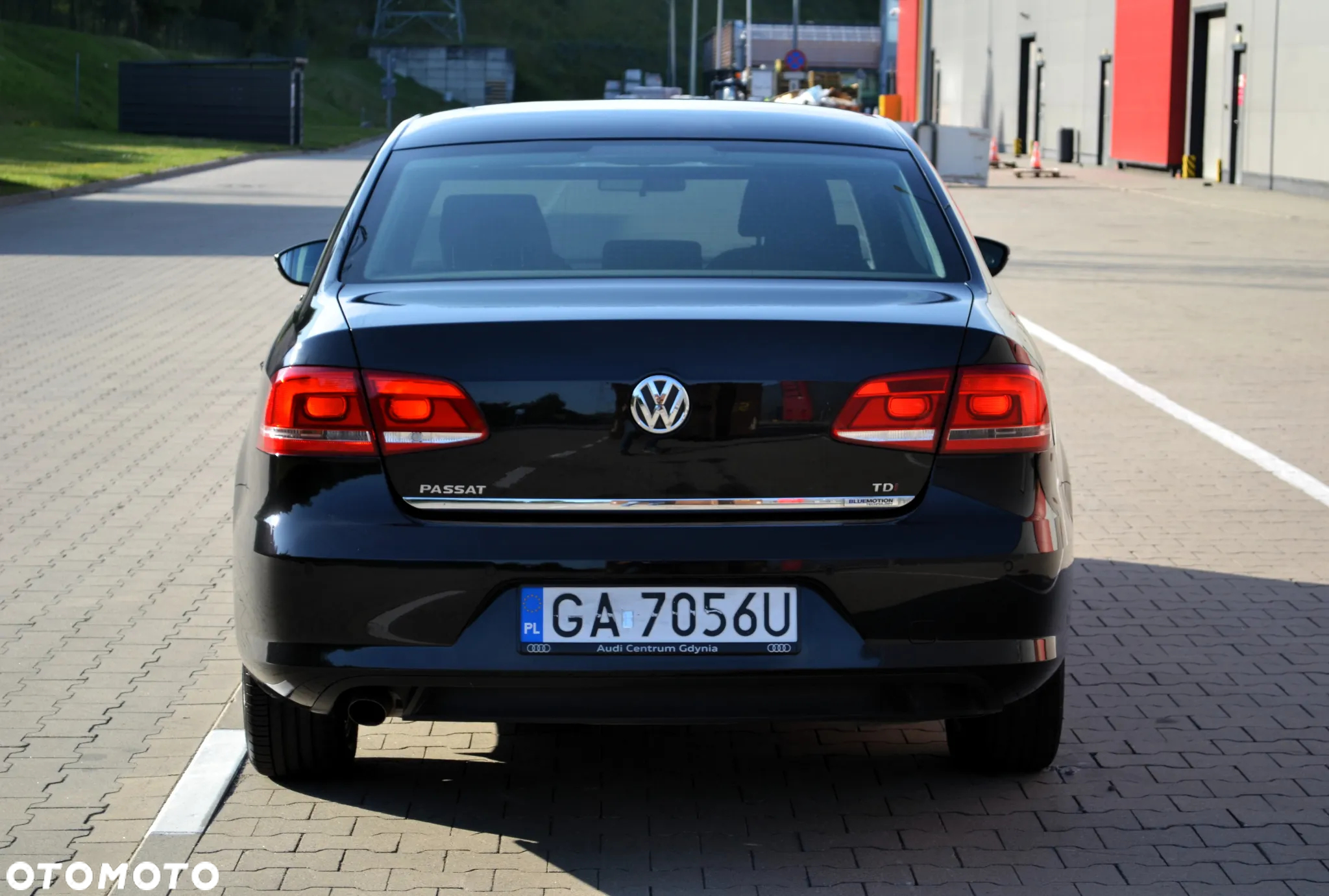 Volkswagen Passat 1.6 TDI Trendline Optimum - 28