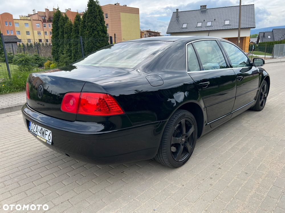 Volkswagen Phaeton - 3