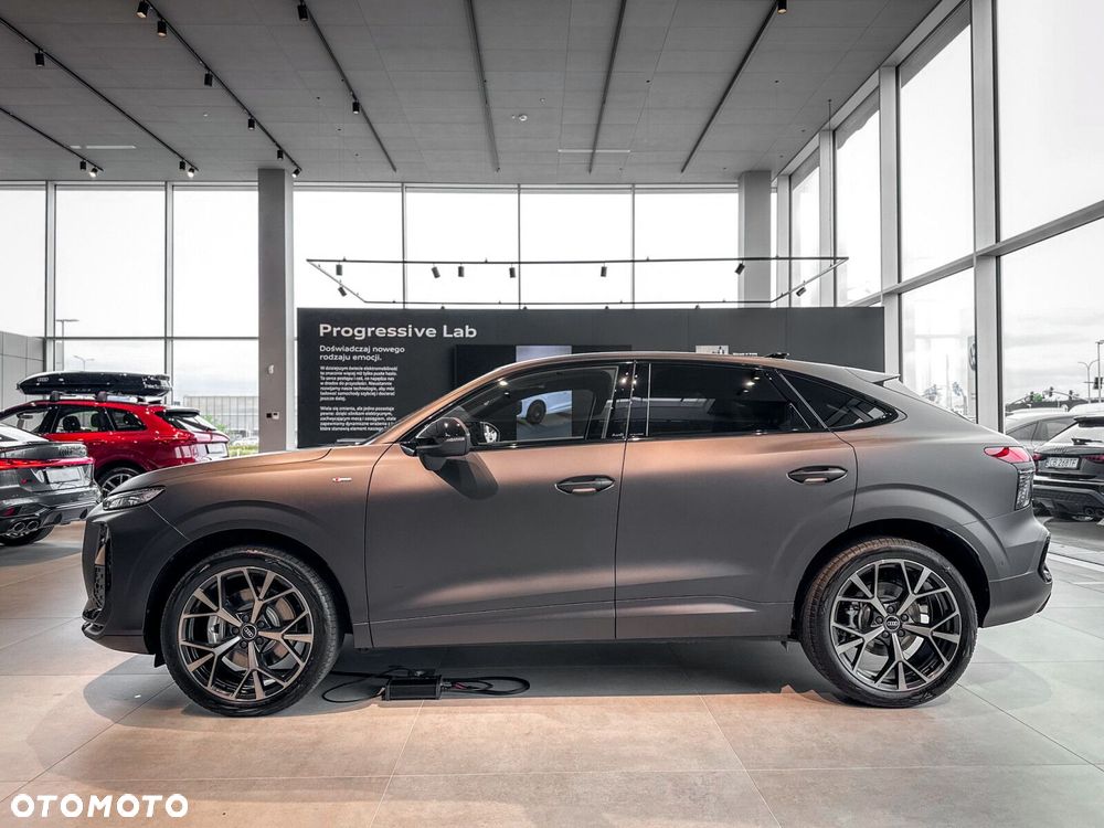 Audi Q3 Sportback - 8