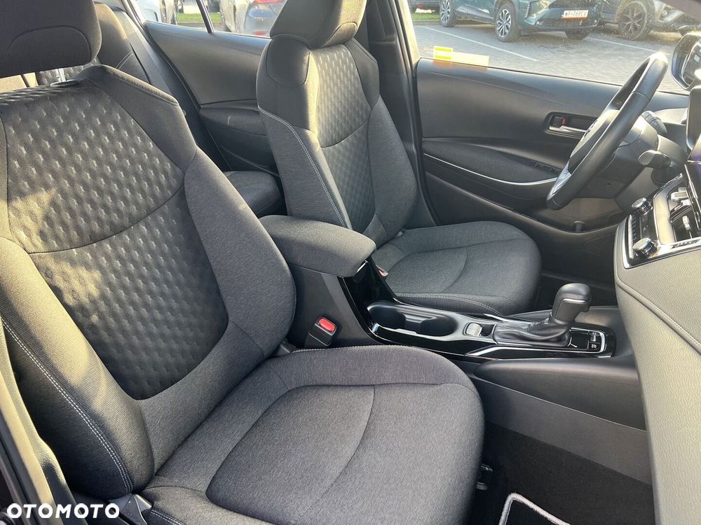 Toyota Corolla 1.8 Hybrid Comfort - 16