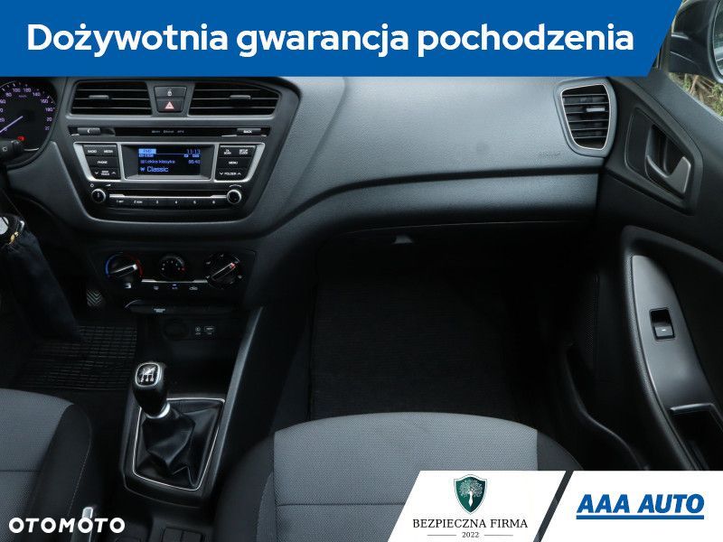 Hyundai i20 - 10