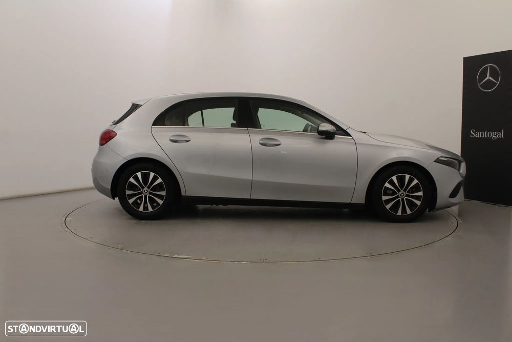 Mercedes-Benz A 200 Standard - 4